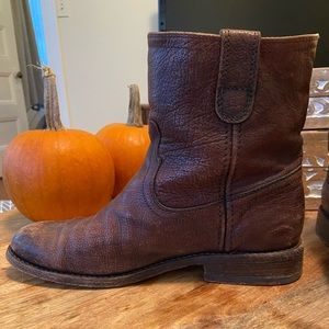 Frye Billie Short Boot